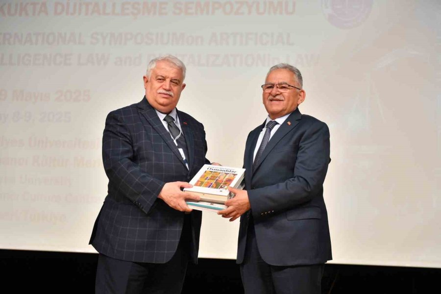 Başkan Büyükkılıç’tan ‘yapay Zekâ Ve ‘akıllı Şehircilik’ İş Birliği Çağrısı