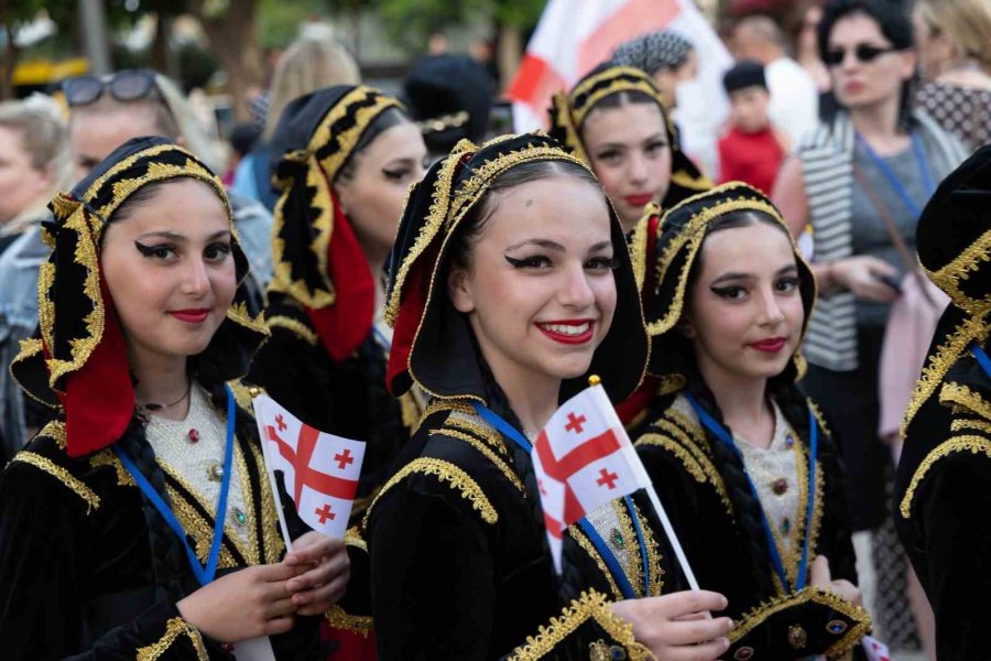 Manavgat’ta Dans Ve Müzik Festivaline Görkemli Açılış