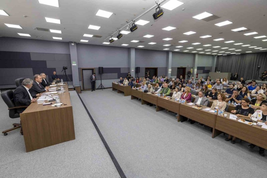 Başkan Seçer: "binanız Risk Taşıyorsa, Yıkın Yenisini Yapın"