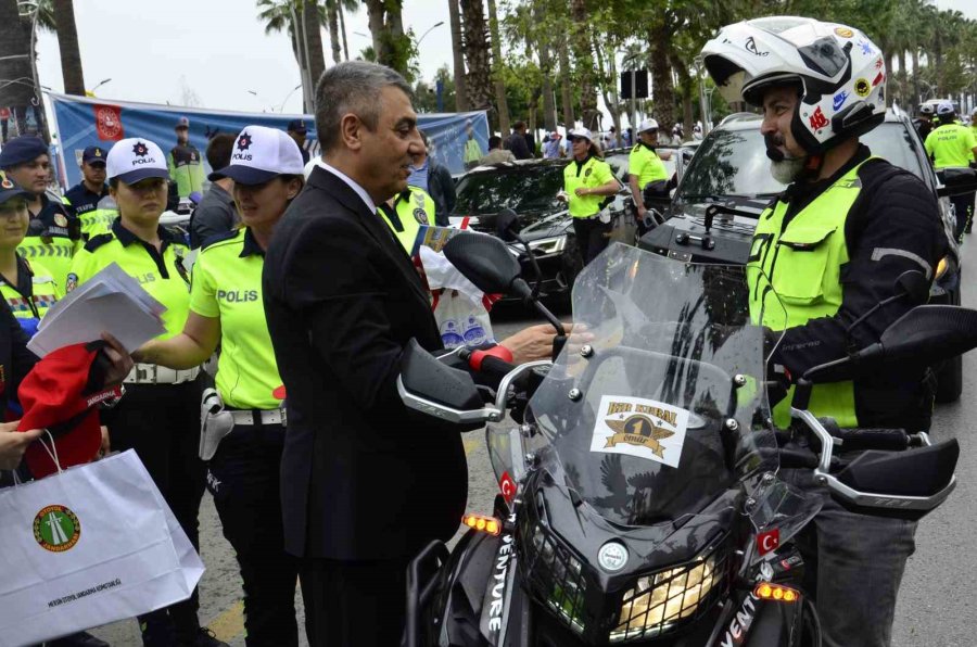 Vali Toros: "trafiğin, Hepimizin Ortak Sorumluluğu Olduğunu Bilmeliyiz"
