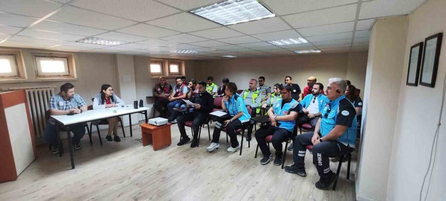 Eskişehir’de ’hastane Afet Planı’ Kapsamında Afet Tatbikatı Gerçekleştirildi