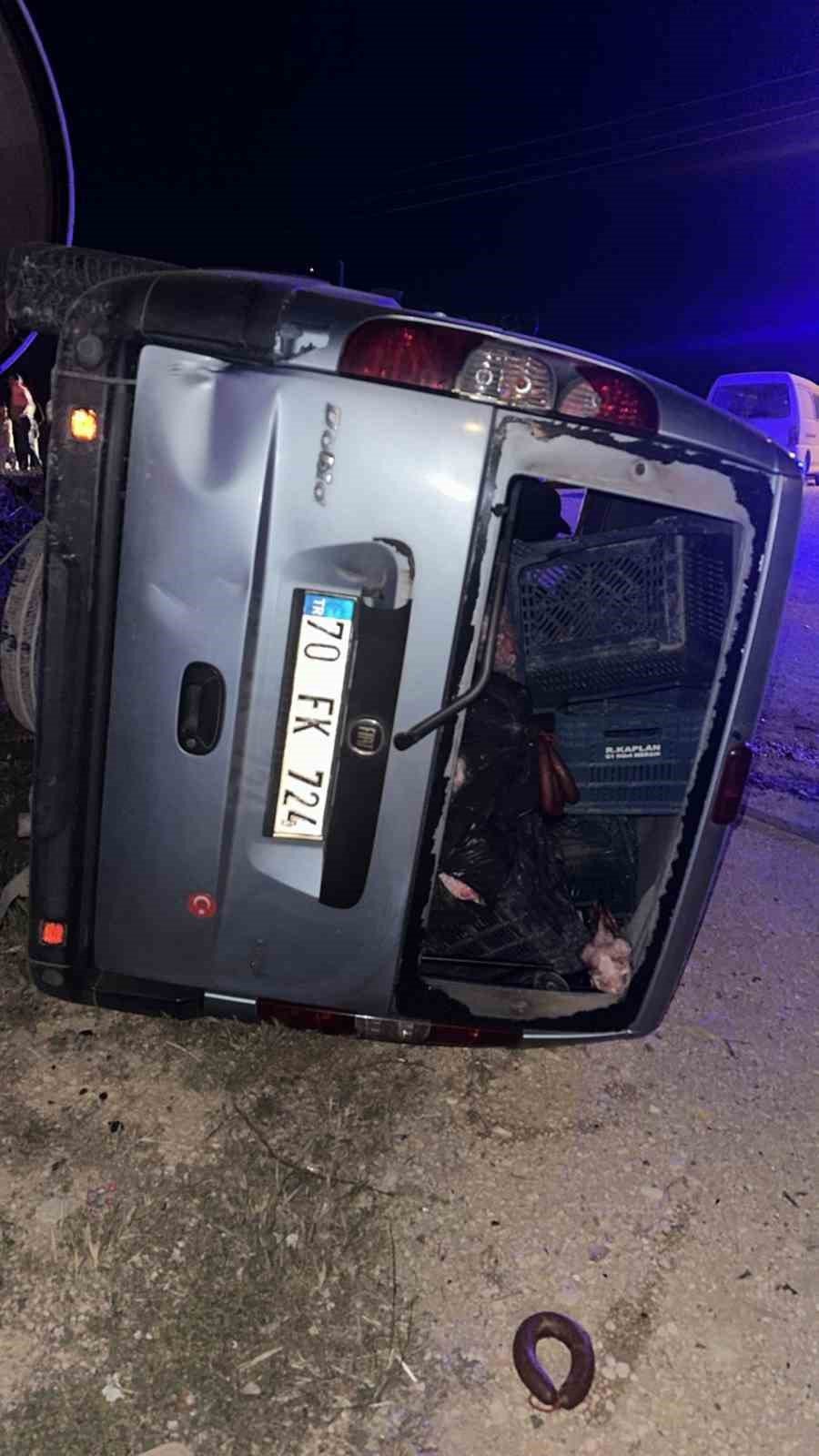 Tırla Hafif Ticari Araç Çarpıştı: 2 Yaralı