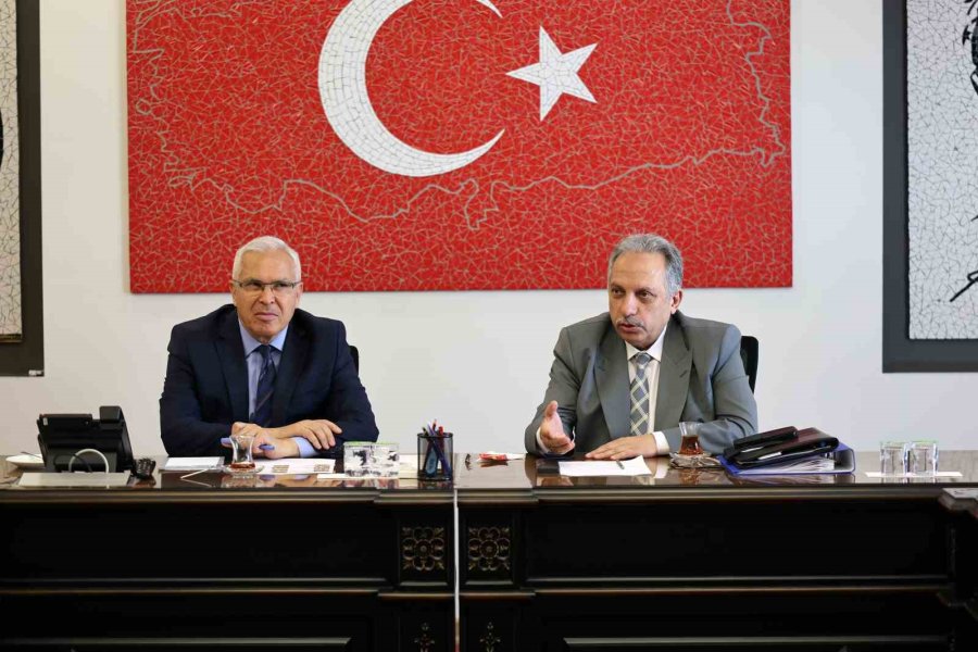 Talas’ta Kamu Kurumları Ve Muhtarlar Mahalleleri Konuştu