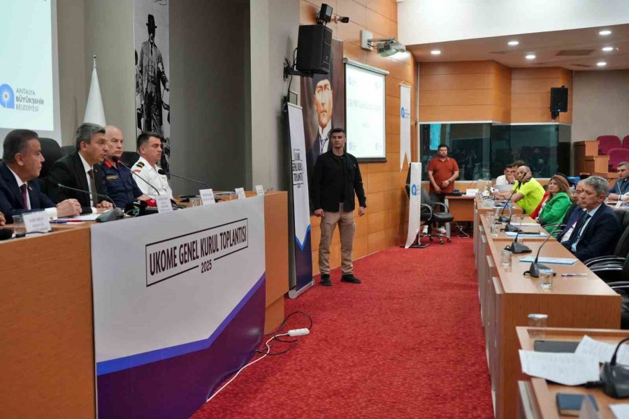 Antalya’da 4. Raylı Sistem Yolda, Havalimanında Slot Rekoru Kırılıyor