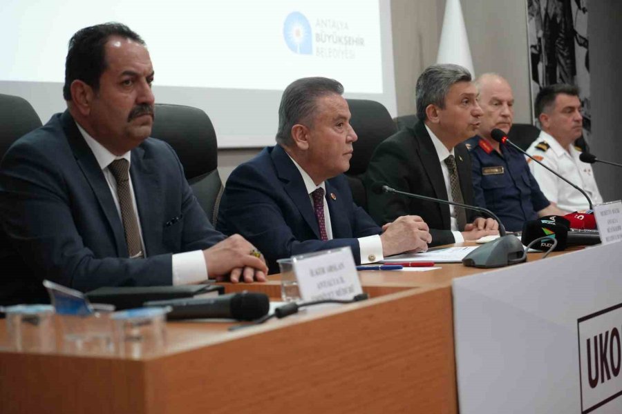 Antalya’da 4. Raylı Sistem Yolda, Havalimanında Slot Rekoru Kırılıyor