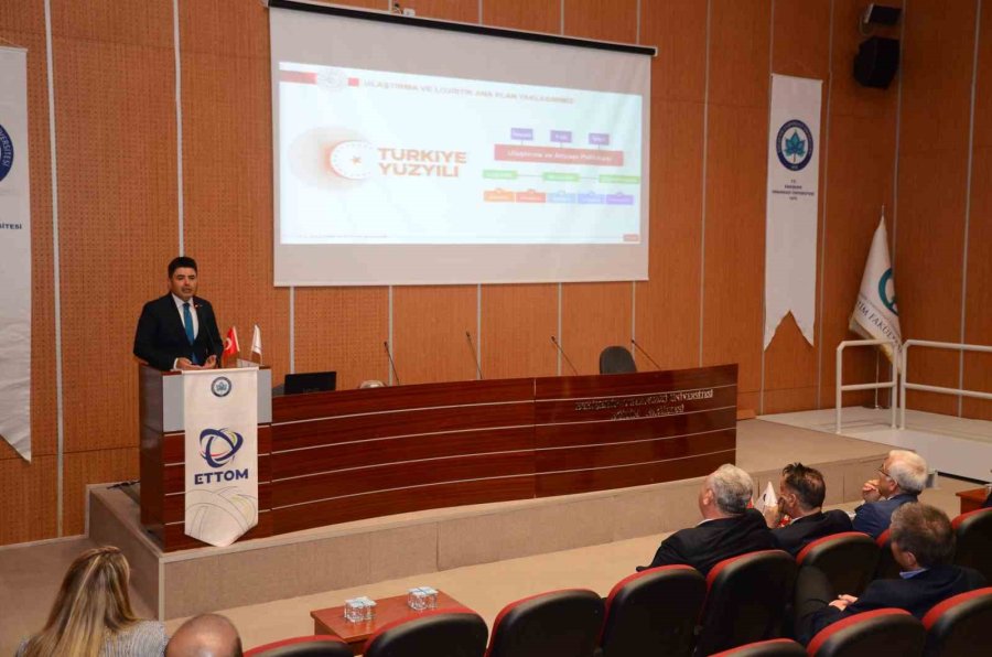 Türkiye Yüzyılı’nda Ulaştırma Vizyonu Esogü’de Ele Alındı