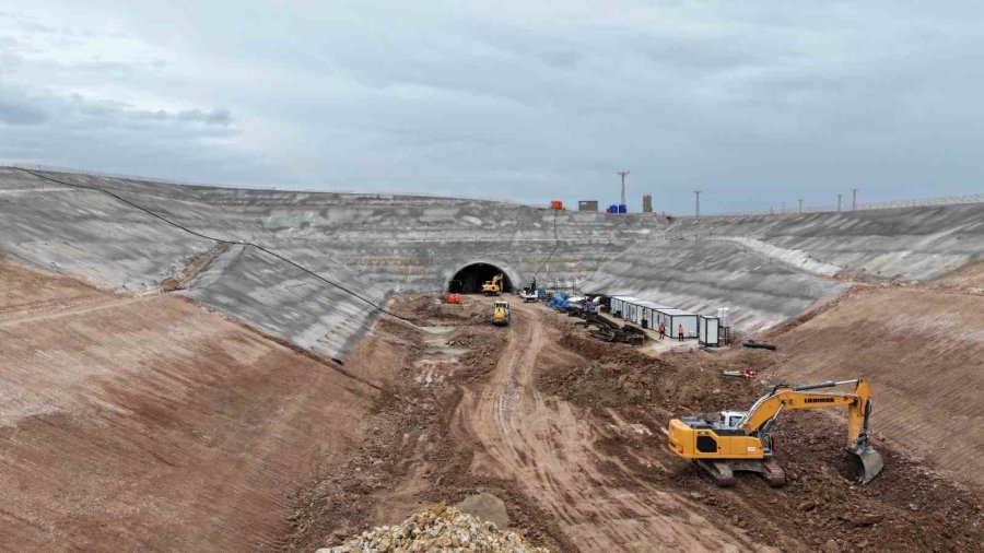 Başkan Çolakbayrakdar: "kayseri’mize Yakışacak Yüksek Hızlı Tren, Şehrimizi Taçlandıracak"