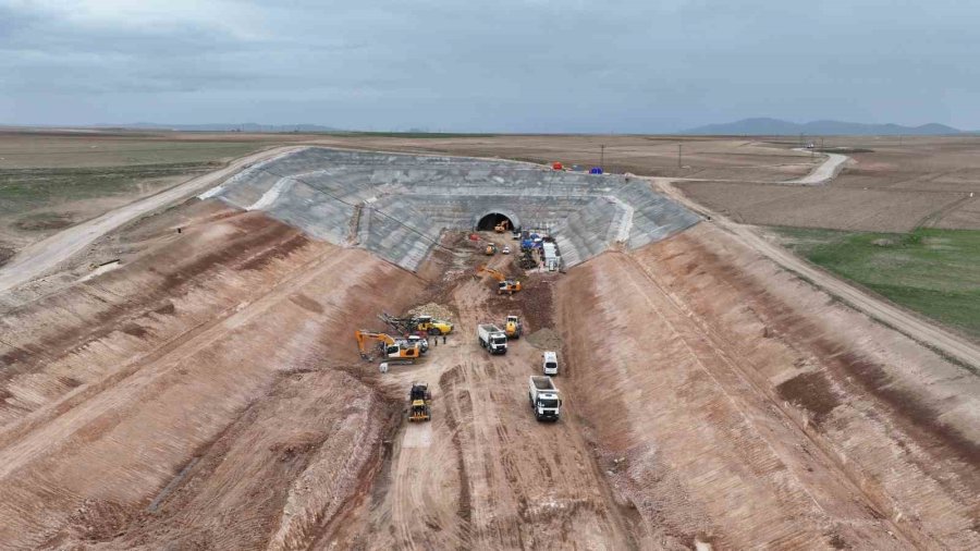 Başkan Çolakbayrakdar: "kayseri’mize Yakışacak Yüksek Hızlı Tren, Şehrimizi Taçlandıracak"