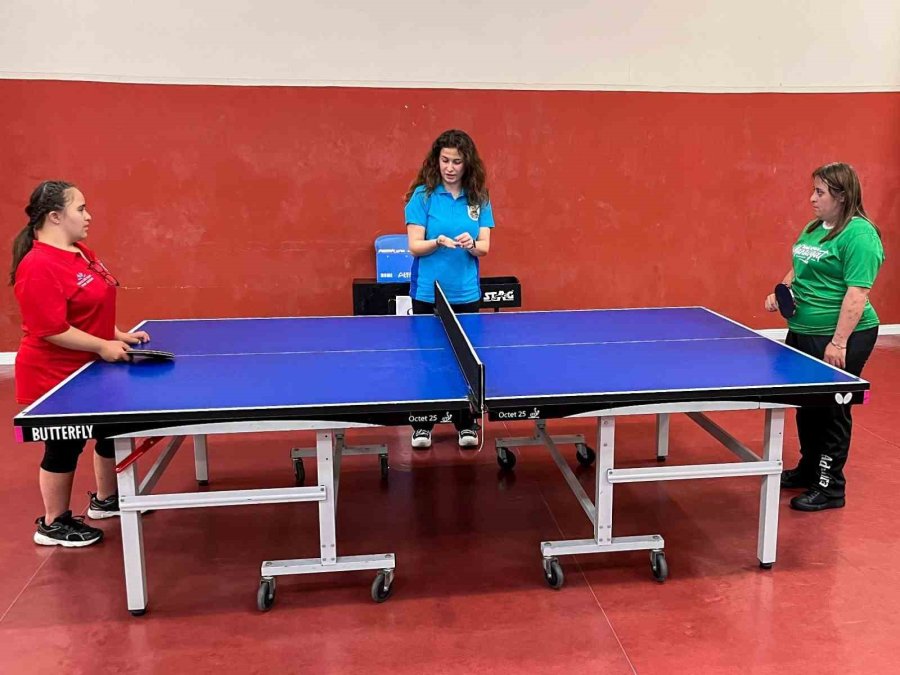 Manavgat Belediyespor’un Özel Sporcuları Antalya’da Zirvede