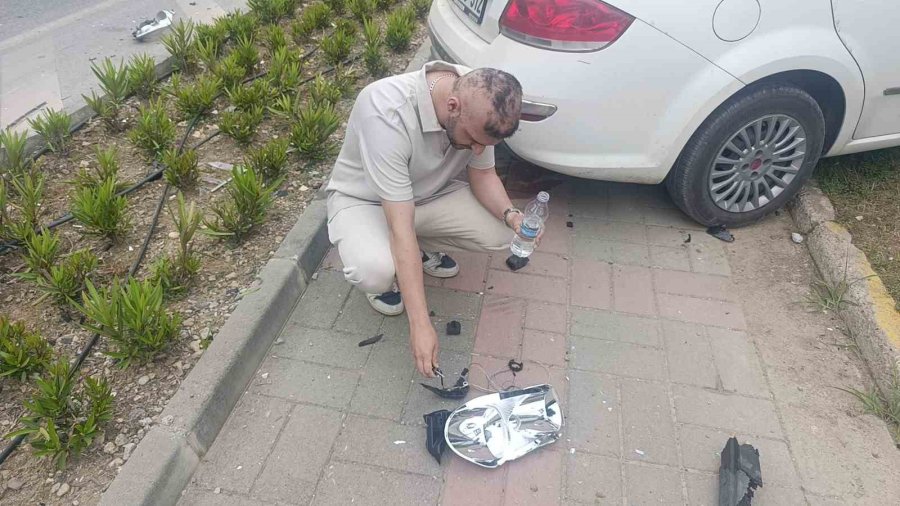 Devrilen Araçtan Yara Almadan Çıktılar