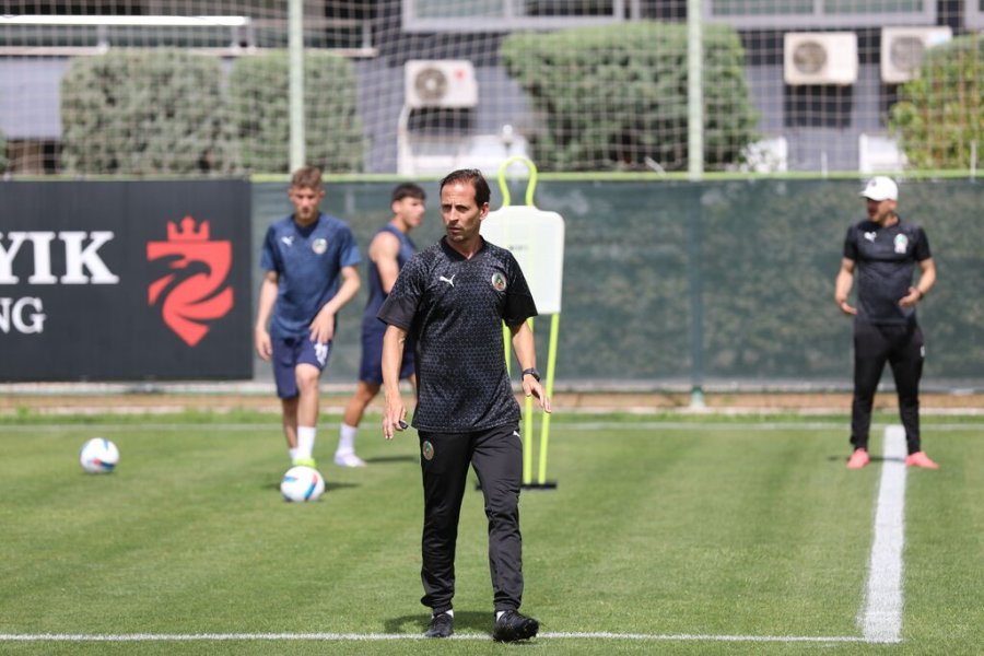 Alanyaspor, Beşiktaş Maçı Hazırlıklarını Başladı