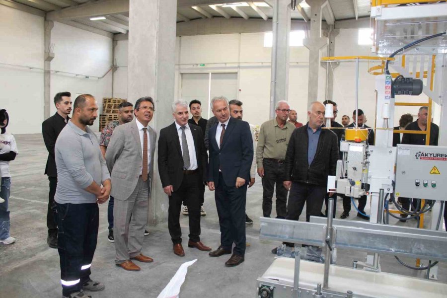 Kadim Bakliyat, Günlük 300 Ton İşleme, 50 Ton Paketleme Yapılacak Tesisini Açtı