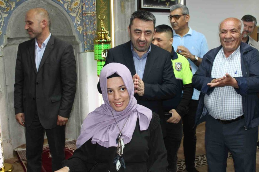 Engelli Vatandaşlar Camide Buluştu