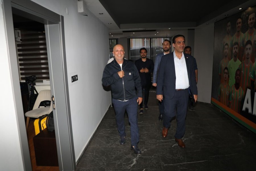 Kktc Çalışma Ve Sosyal Güvenlik Bakanı Gardiyanoğlu’ndan, Çavuşoğlu’na Taziye Ziyareti