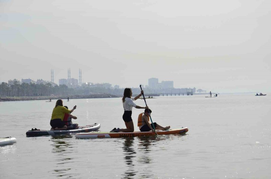 Akdeniz’de Özel Bireyler Kürek Sörfü Yaptı