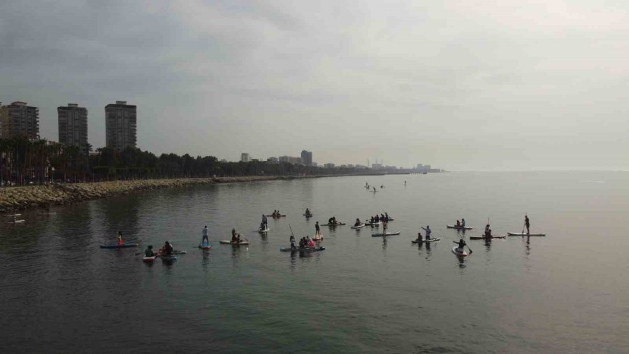 Akdeniz’de Özel Bireyler Kürek Sörfü Yaptı