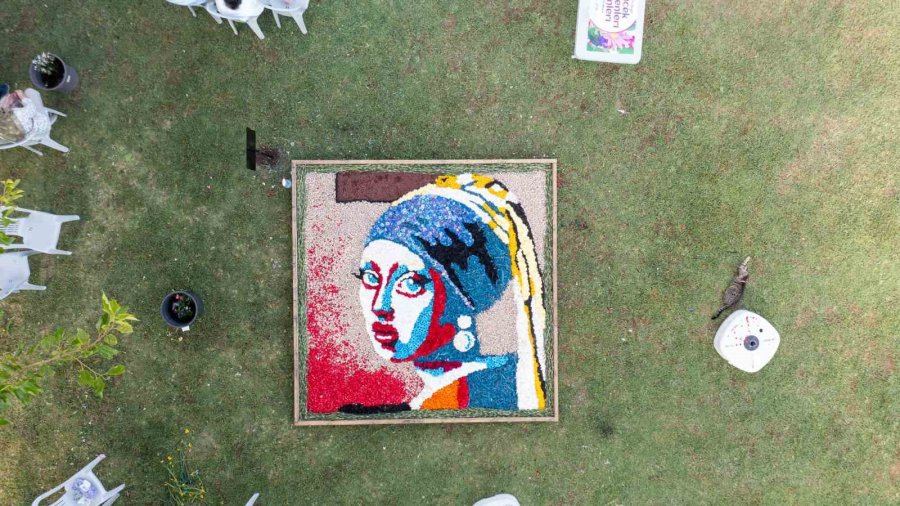 Antalya Çiçeklerle Açık Hava Galerisine Döndü