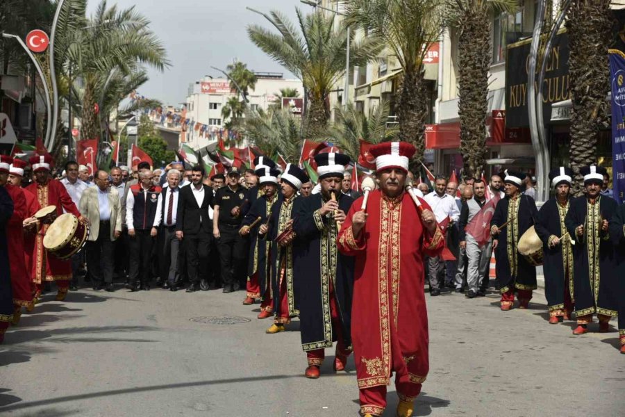 Tarsus’ta Hayır Panayırı Açıldı