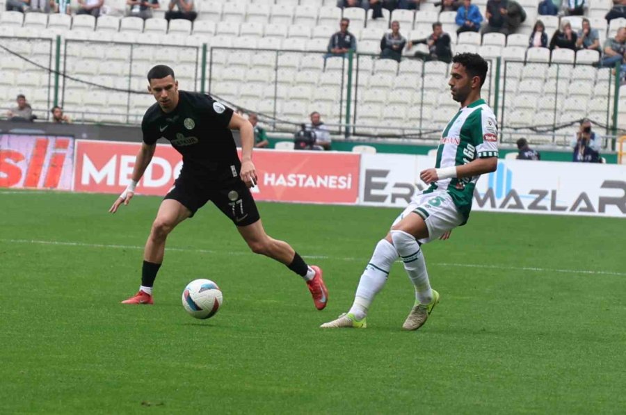 Trendyol Süper Lig: Konyaspor: 0 - Çaykur Rizespor 0 (ilk Yarı)