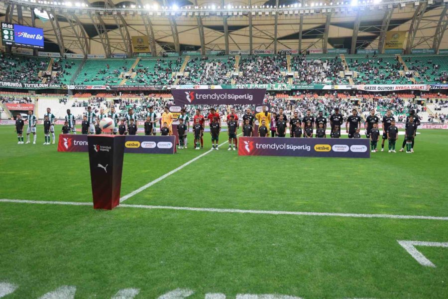 Trendyol Süper Lig: Konyaspor: 0 - Çaykur Rizespor 0 (ilk Yarı)