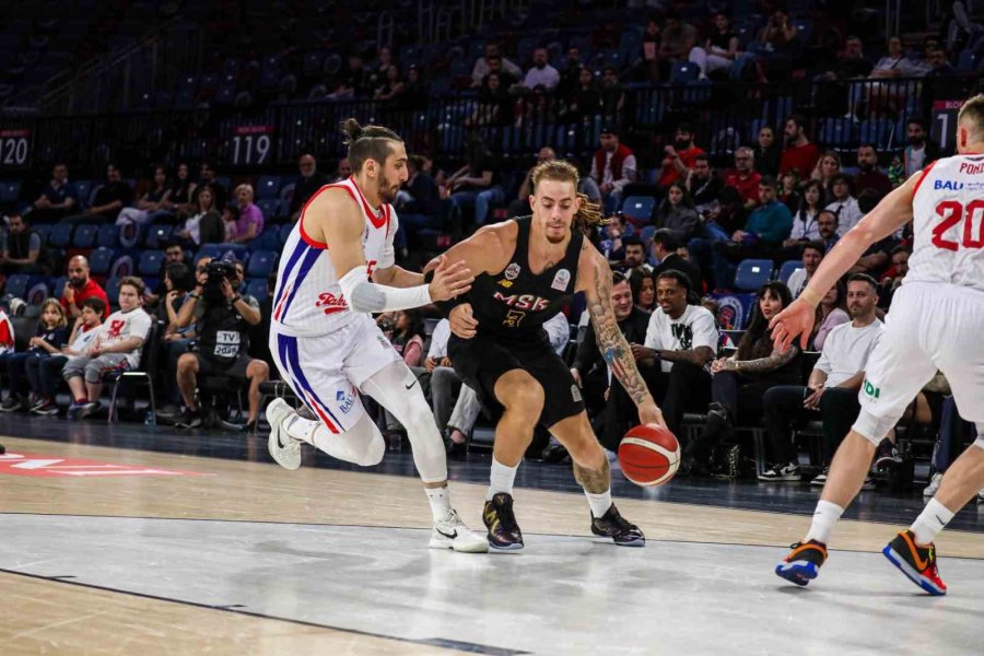 Msk Deplasmandan Galibiyetle Döndü