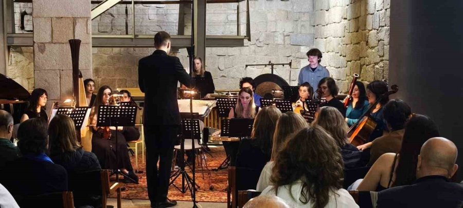 Anadolu Üniversitesi’nin Aldığı Erasmus Projesinde Bestelenen 7 Eser Porto’da Seslendirildi