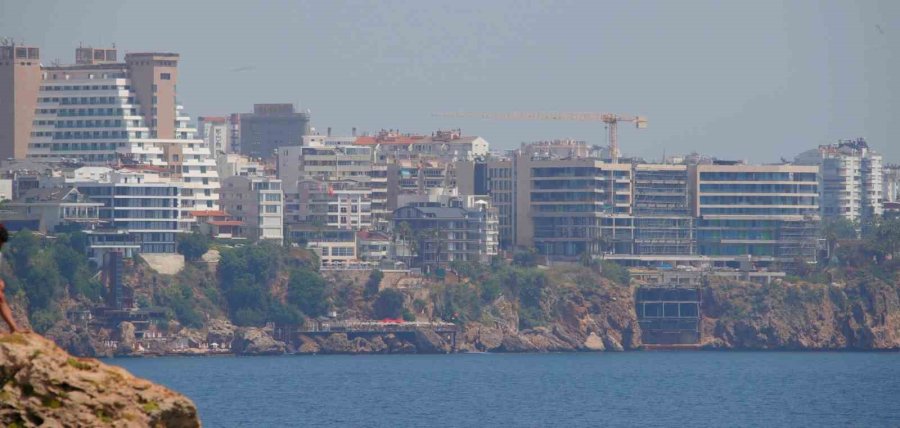 Falezlerden Denize Geçiş İçin Yapılan Tünellere İnceleme Başlatıldı