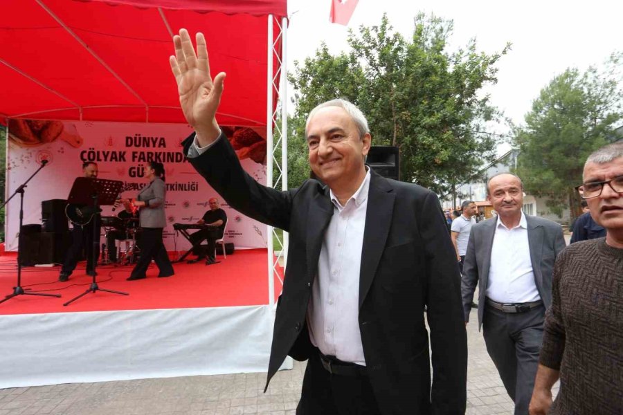 Dünya Çölyak Farkındalık Günü’nde 4 Bin Kişiye Glutensiz Aşure İkramı