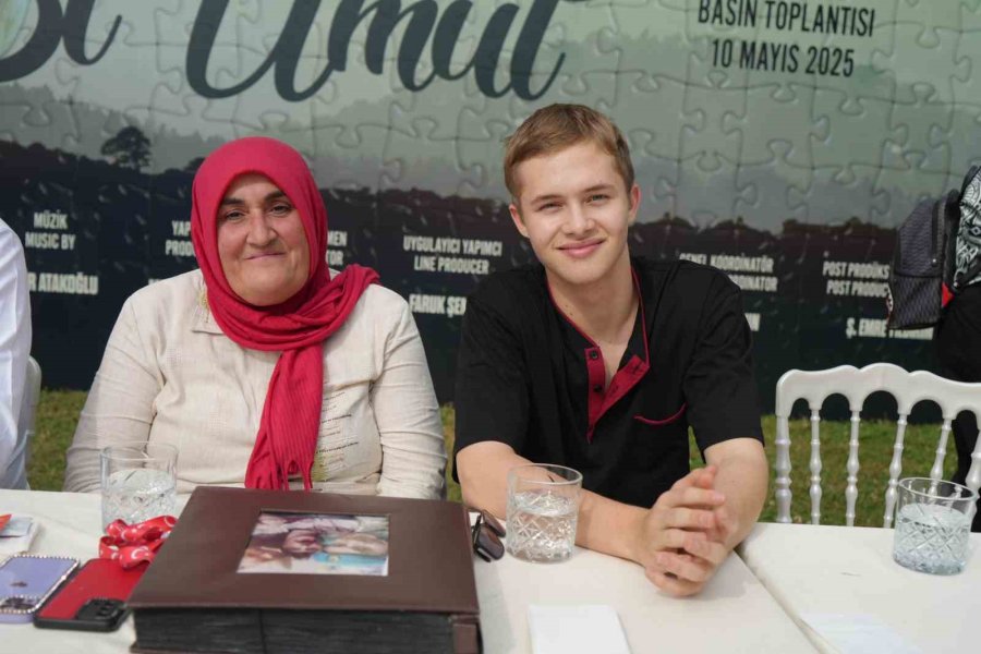 Kimliği Belirsiz Felçli Rus Gence 10 Yıl Annelik Yapan Gülsüm Ananın Hayatı Film Oluyor