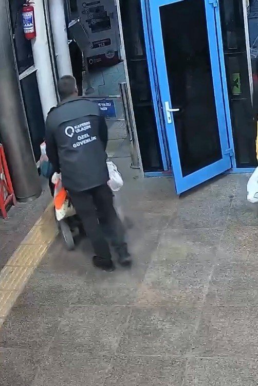 Ulaşım A.ş.’den Engelliler Haftası’nda Örnek Davranış