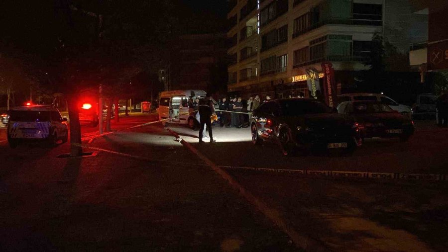 Alacak Verecek Kavgası Kanlı Bitti: 1 Yaralı