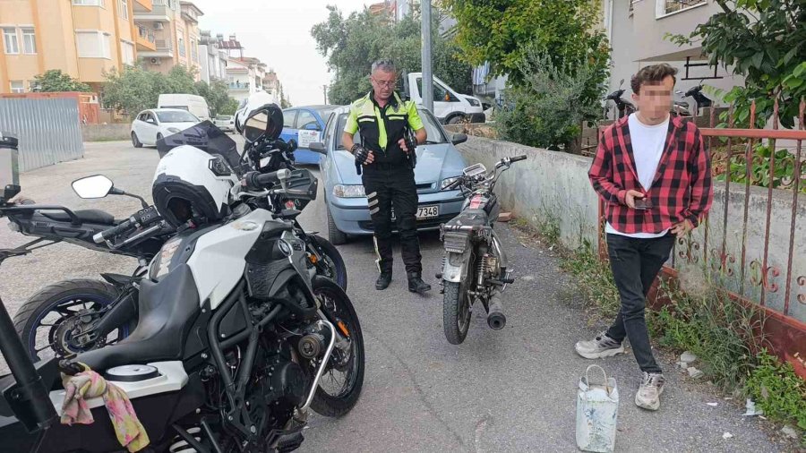 Polisi Görünce Kaçan Motosikletliye 19 Bin 677 Tl Para Cezası