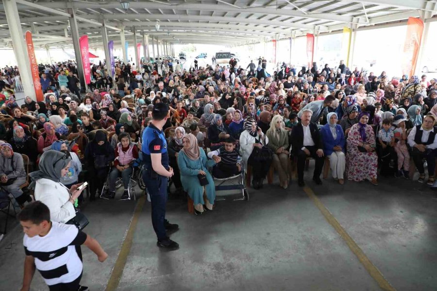 Melikgazi Belediyesi, Anneler Günü Şenliği İle Gönüllere Dokundu