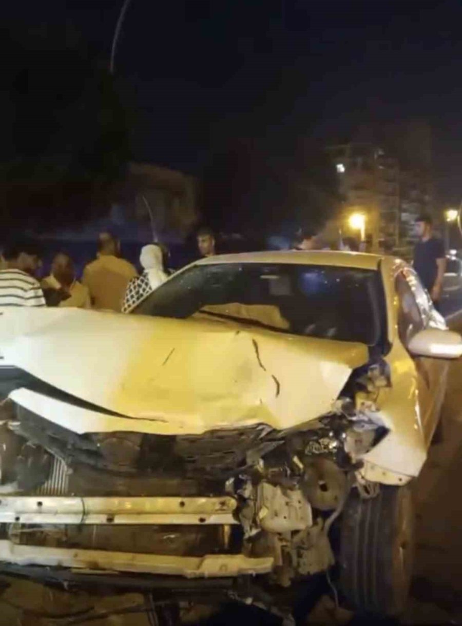 Mersin’de Trafik Kazası: 10 Yaralı