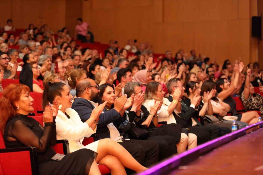 Büyükşehir’den Annelere Özel Konser