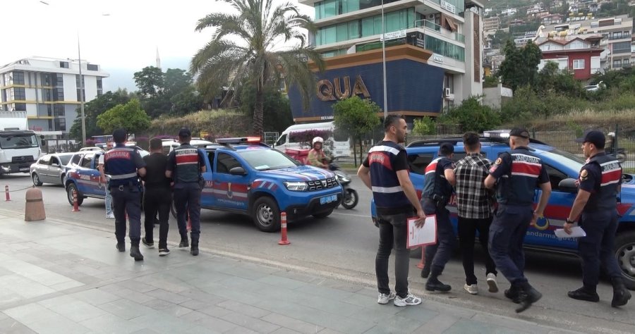 Alanya’da Kanlı Biten Tartışmada 3 Kişi Tutuklandı