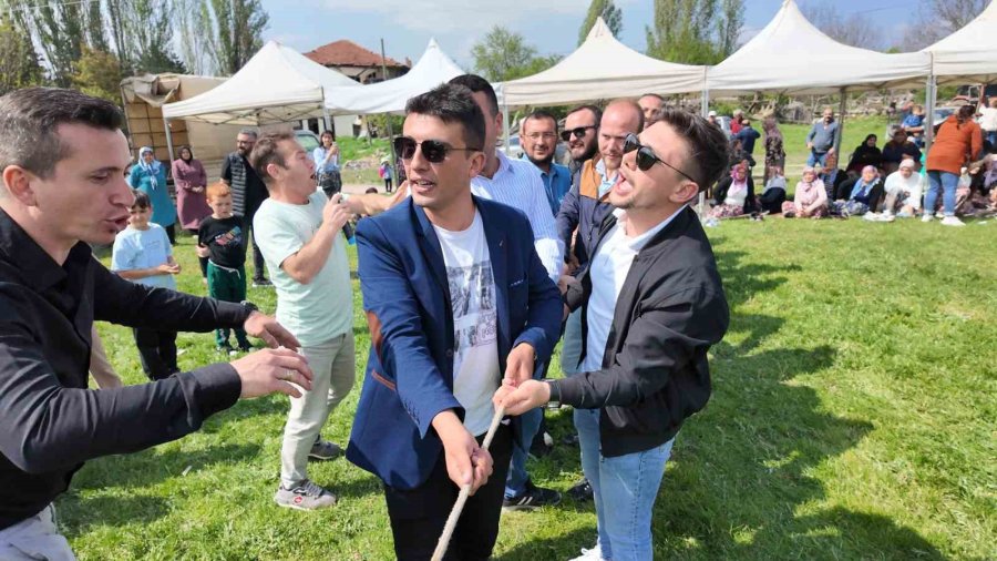 Tarihi Osmanlı Köyünde Hıdırellez Şenliği İle Yağmur Ve Şükür Duası Yapıldı