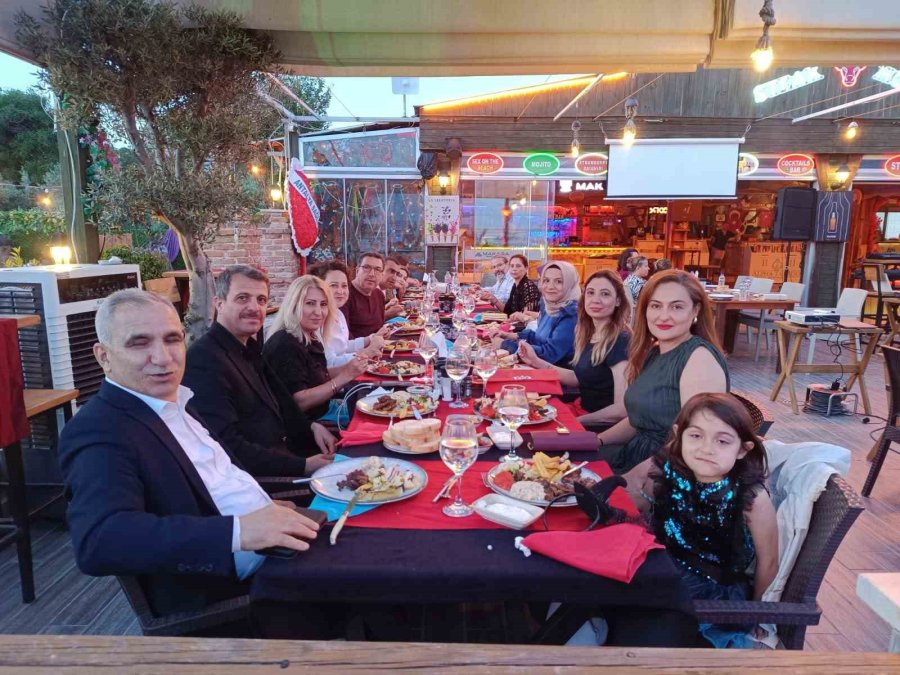 Hemşireler Günü’nde Gönüllerince Eğlendiler