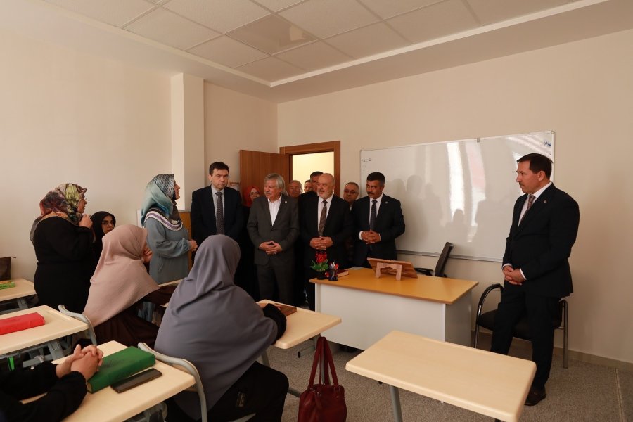 Karatay’da Fetih Dolappare Kur’an Kursu Açıldı