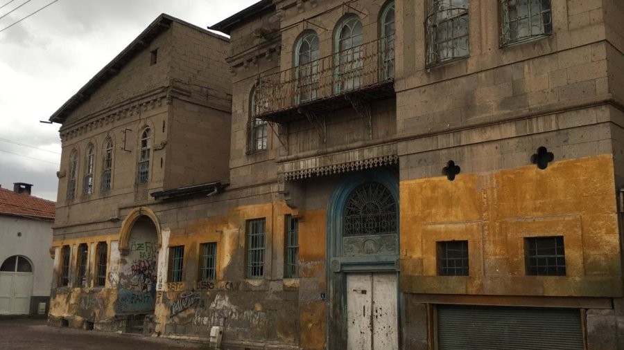 Papa’nın Kayserili Olduğu İddiası Vatandaşları Şaşırttı