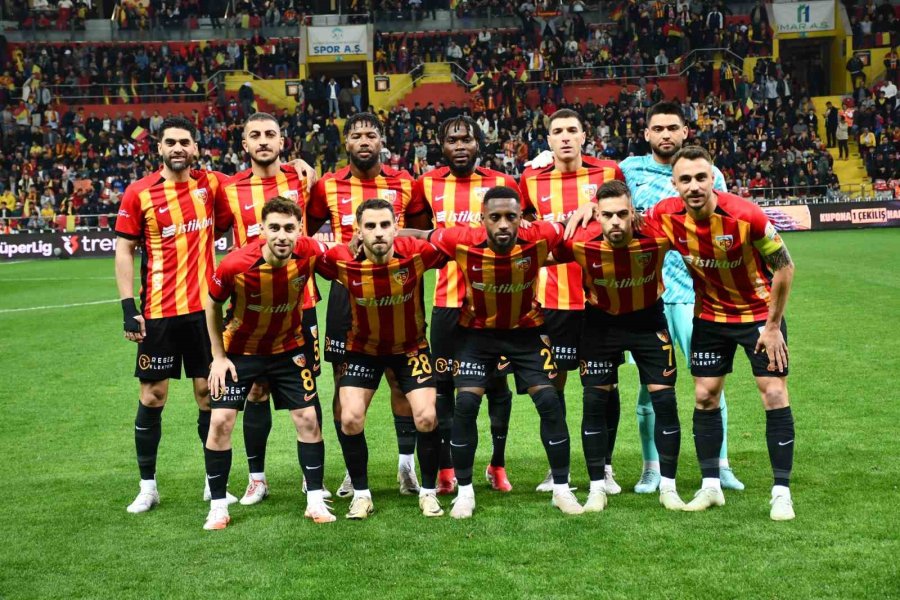 Trendyol Süper Lig: Kayserispor: 2 - Antalyaspor: 1 (ilk Yarı)