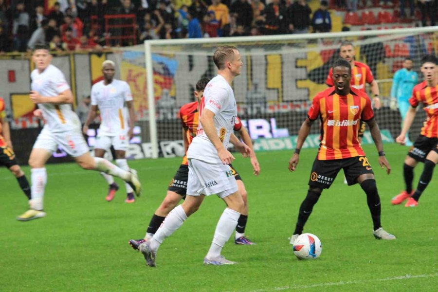Trendyol Süper Lig: Kayserispor: 3 - Antalyaspor: 1 (maç Sonucu)