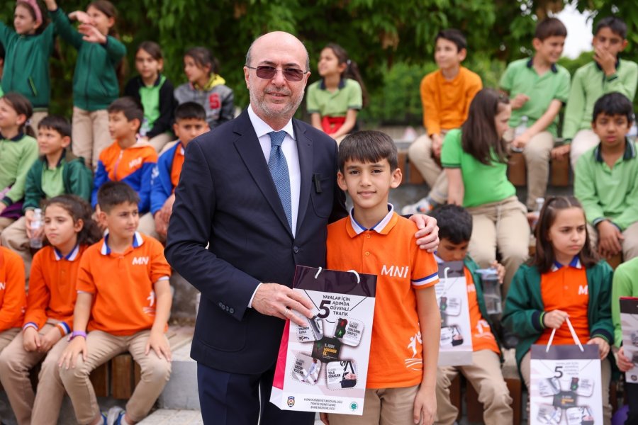 Başkan Pekyatırmacı Selçuklu Trafik Eğitim Parkında Çocuklarla Bir Araya Geldi