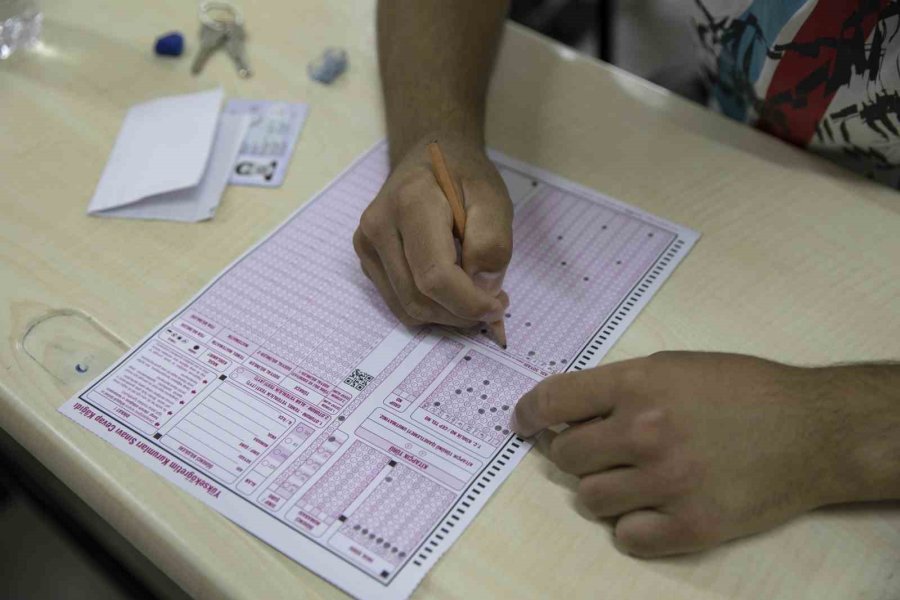 Mersin’de Yks Provası