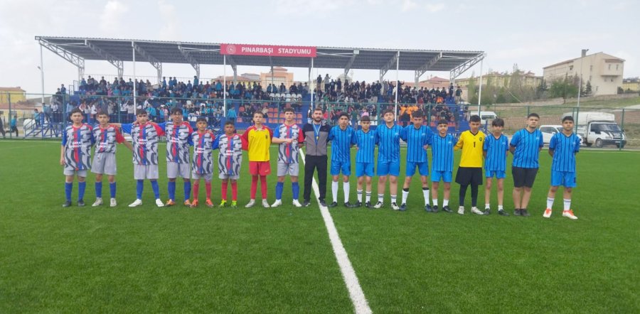 Pınarbaşı’nı Final Heyecanı Sardı