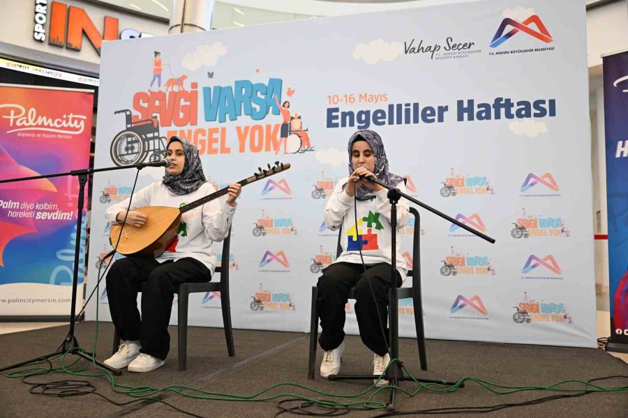 Özel Bireyler Engelleri Sanatla Aştı