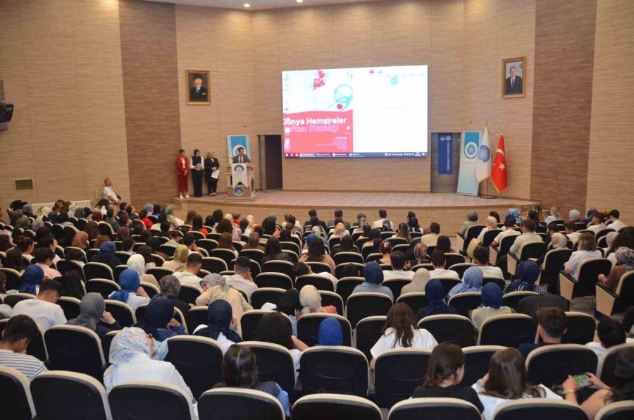 Necmettin Erbakan Üniversitesi’nde Hemşirelik Haftasında Çifte Bayram