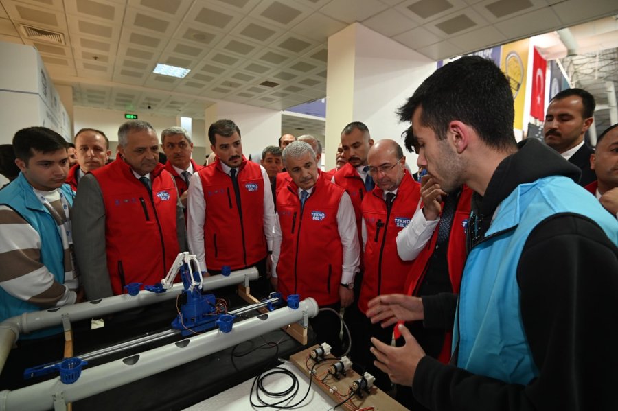 Teknoloji Rüzgarı Selçuklu’da Esiyor