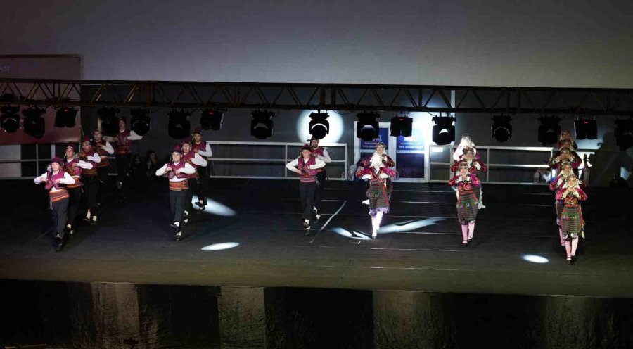 Alanya’da 2’ncisi Düzenlenen Uluslararası Halk Dansları Ve Müzik Festivali’ne Yoğun İlgi