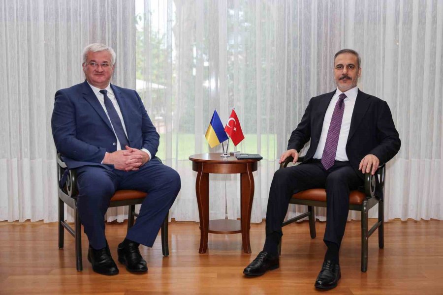 Dışişleri Bakanı Fidan, Ukraynalı Mevkidaşı Sibiha İle Bir Araya Geldi